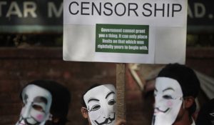 Anonymous, attacco informatico ai siti dell'ISIS