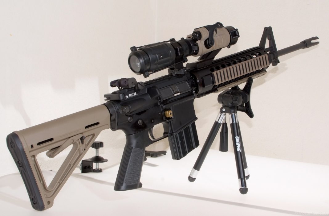 USA, boom di vendite per il fucile semi-automatico AR-15 USA, boom di vendite per il fucile semi-automatico AR-15