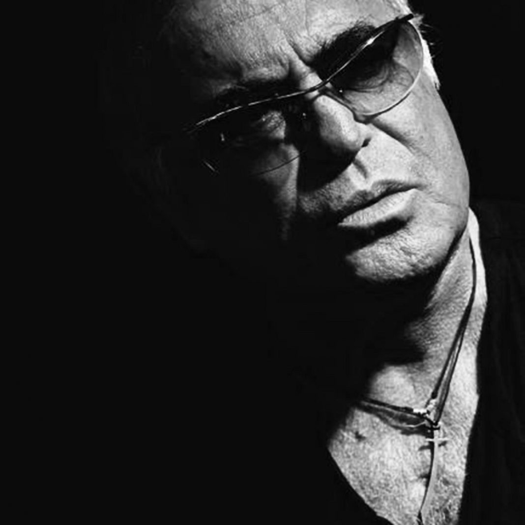 Franco Califano, muore il celebre cantante maledetto della canzone italiana Franco Califano, muore il celebre cantante maledetto della canzone italiana