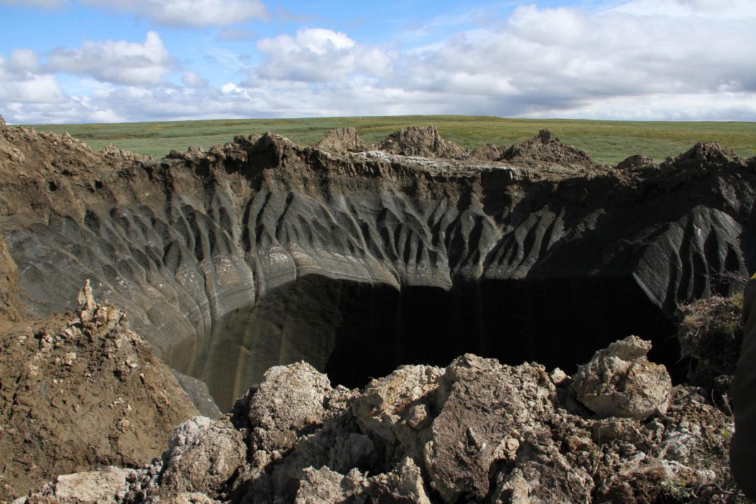 Un buco gigante è apparso misteriosamente nalla penisola di Yamal Un buco gigante è apparso misteriosamente nalla penisola di Yamal
