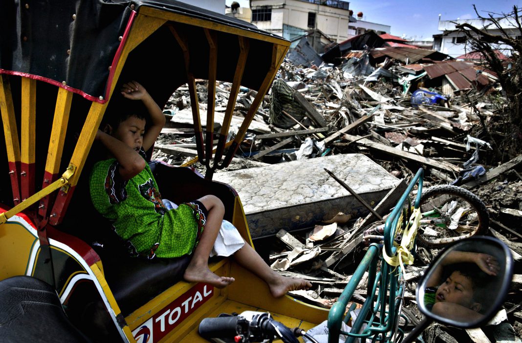 Tsunami, dieci anni dopo. Storie di cambiamento Tsunami, dieci anni dopo. Storie di cambiamento
