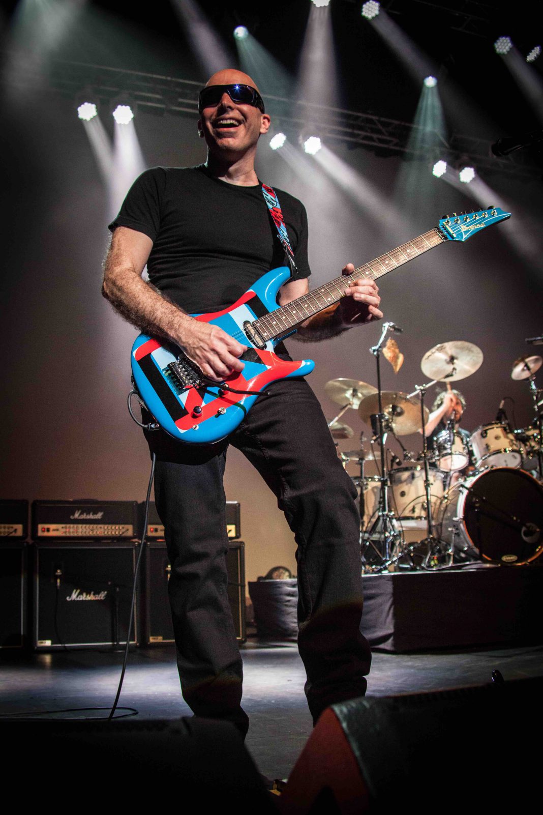 GruVillage 2016: G3 feautiring JOE SATRIANI, STEVE VAI e THE ARISTOCRATS – martedì 5 luglio GruVillage 2016: G3 feautiring JOE SATRIANI, STEVE VAI e THE ARISTOCRATS – martedì 5 luglio