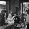 5_Robert Doisneau, Café noir et blanc, Joinville 1948