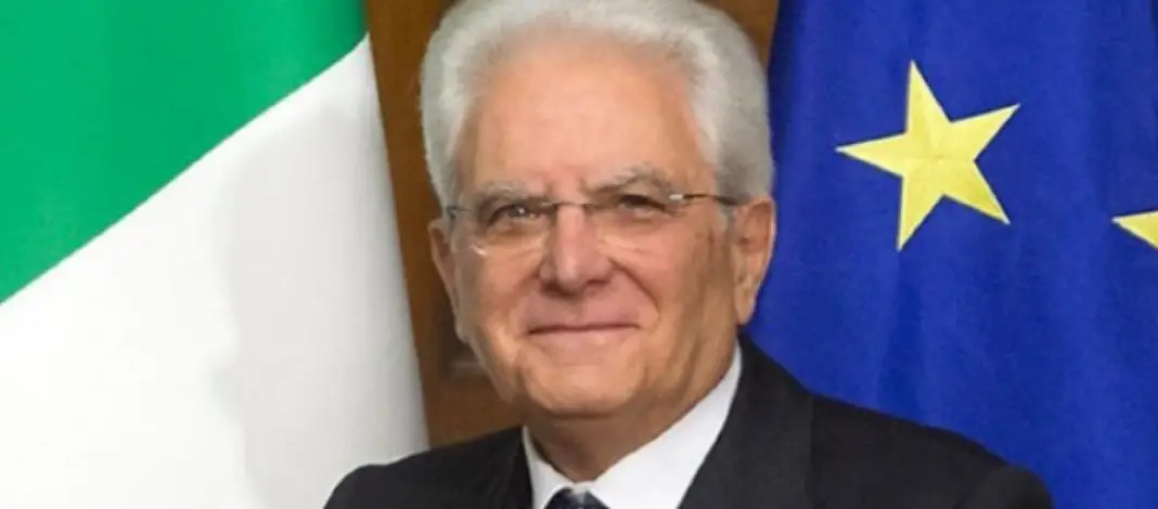 Mattarella, l’impeachment, l’Europa, il ricatto dei mercati e delle banche, la follia italiana… Mattarella, l’impeachment, l’Europa, il ricatto dei mercati e delle banche, la follia italiana…