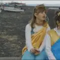 Scuola in mezzo al mare